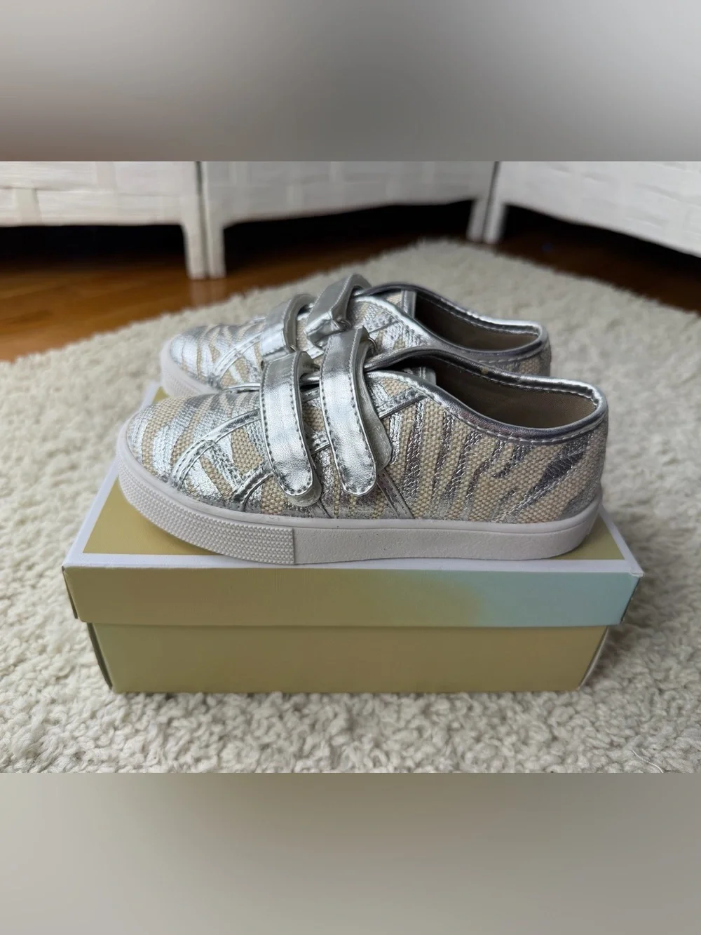 Kids 10 Michael Kors Lil Marley Sneakers NEW